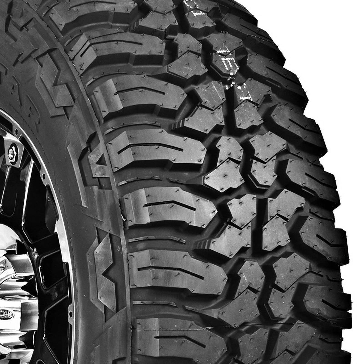 Travelstar EcoPath M/T LT285/70R17 10 Ply 121Q  Light Truck Mud Terrain Tire 285/70/17